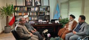 دیدار مهندس اطهری مدیرکل حجت الاسلام والمسلمین میرعماد مسئول دفترنمایندگی ولی فقیه وآزادی مقدم معاون پشتیبانی بنیاد مسکن استان قم با نماینده ولی فقیه و رئیس شورای مرکزی در بنیاد مسکن انقلاب اسلامی