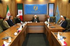 نشست پایان سال کارکنان حوزه نماینده ولی فقیه با حجت الاسلام والمسلمین روحانی نژاد