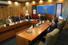 نشست پایان سال کارکنان حوزه نماینده ولی فقیه با حجت الاسلام والمسلمین روحانی نژاد