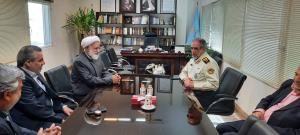 دیدار  سرتیپ محمدیان  فرمانده انتظامی تهران بزرگ با نماینده ولی فقیه و رئیس شورای مرکزی در بنیاد مسکن انقلاب اسلامی