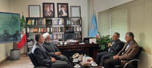 دیدار مهندس جامعی مدیرعامل سیمان شهرکرد واعضای هیات مدیره شرکت با حجت الاسلام والمسلمین روحانی نژاد نماینده ولی فقیه و رئیس شورای مرکزی در بنیاد مسکن انقلاب اسلامی