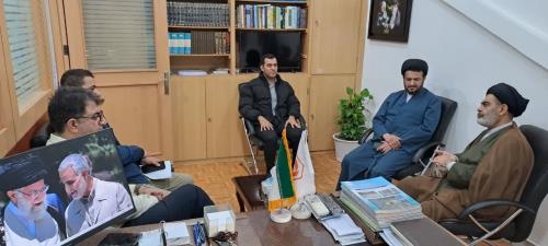 جلسه مشترک رئیس عتبات عالیات خوزستان با مسئول دفتر نمایندگی ولی فقیه در بنیاد مسکن خوزستان