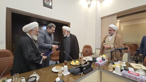 انتصاب مسئول دفتر نمایندگی ولی‌فقیه در پژوهشکده سوانح طبیعی با تأکید بر نقش آموزشی و دانش‌بنیان پژوهشکده
